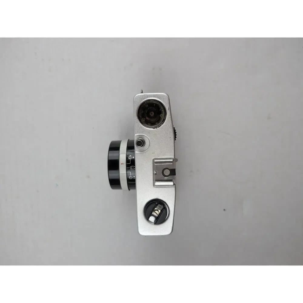 Vintage Yunon DX-3 35mm Film Camera Color Optical Glass Lens Untested Retro